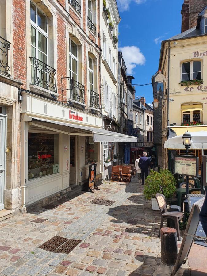 L Haute Du Gouverneur Honfleur Eksteriør billede