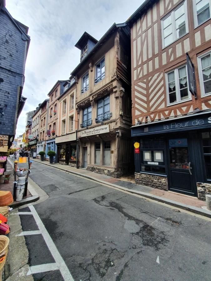 L Haute Du Gouverneur Honfleur Eksteriør billede